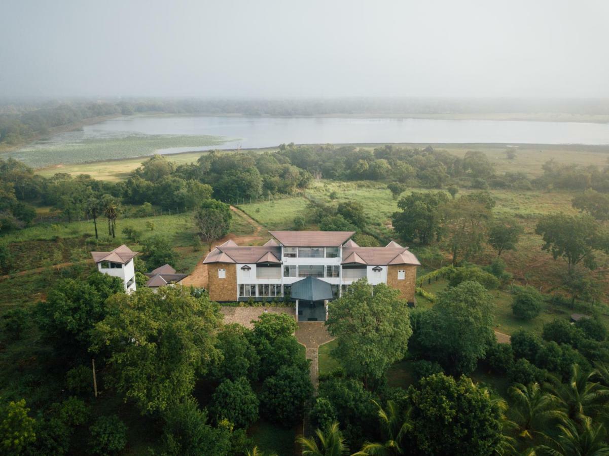 Subaseth Villa Anuradhapura Esterno foto